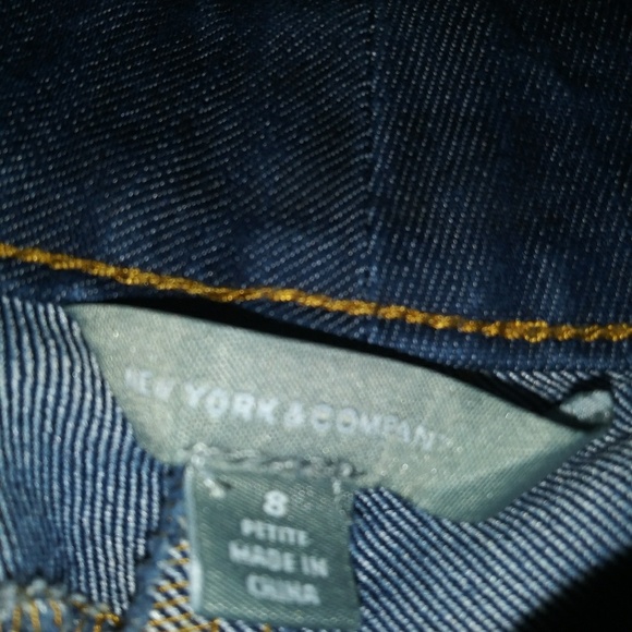 Blue jeans - Picture 3 of 3